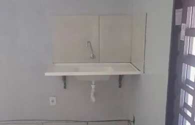 Imagem: A casa possui 1 Dormitório, 1 Banheiro, 50m² de Área e está