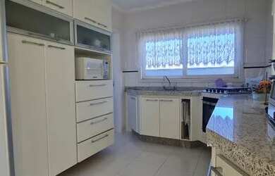 Imagem 4: Encante-se com esta casa deslumbrante no Condomínio Itatiba Country