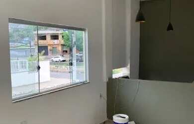 Imagem: A casa possui 2 Dormitórios, 1 Banheiro e está localizado