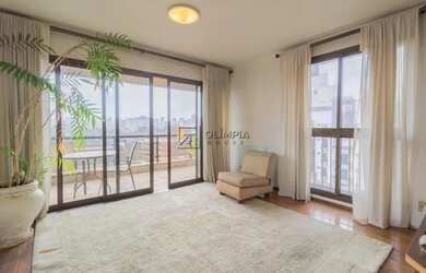 Imagem: O apartamento possui 4 Dormitórios, 3 Banheiros, 3 Vagas na