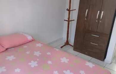 Imagem: O apartamento possui 3 Dormitórios, 1 Banheiro, 1 Vaga na garagem