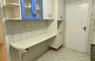 Imagem: O apartamento possui 3 Dormitórios, 2 Banheiros, 2 Vagas na