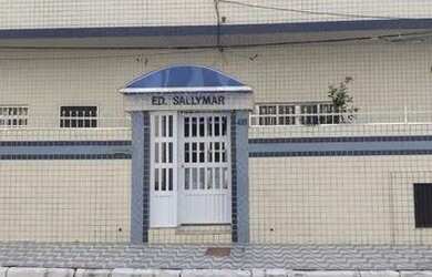 Imagem: O apartamento possui 1 Dormitório, 1 Banheiro, 1 Vaga na garagem