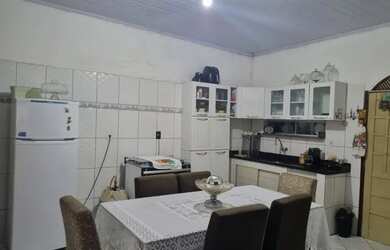 Imagem 6: Casa residencial. 200m² de Área, 2 Vagas na garageme3 Dormitórios