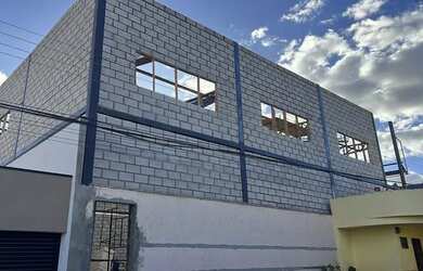 Imagem 4: Galpão. 250m² de Áreae5 Vagas na garagem