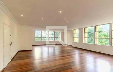 Imagem: O apartamento possui 3 Dormitórios, 3 Banheiros, 3 Vagas na