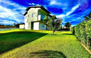 Imagem: A casa em condomínio possui 5 Dormitórios, 5 Banheiros, 5