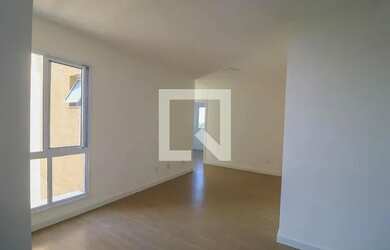 Imagem: O apartamento possui 3 Dormitórios, 1 Banheiro, 1 Vaga na garagem