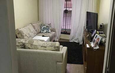 Imagem: A casa possui 3 Dormitórios, 1 Banheiro, 1 Vaga na garagem