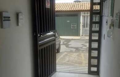 Imagem: A kitnet para alugar possui 1 Banheiro, 1 Vaga na garagem e