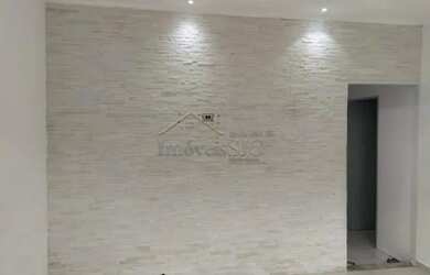 Imagem: A casa à venda possui 2 Dormitórios, 2 Banheiros, 2 Vagas