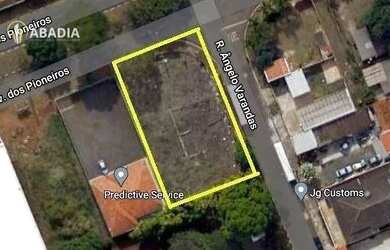 Imagem: O terreno possui 944m² de Área e está localizado em Santa