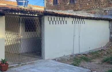 Imagem: A casa em condomínio possui 2 Dormitórios, 2 Banheiros, 1