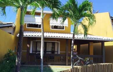 Imagem: A casa em condomínio possui 3 Dormitórios, 3 Banheiros, 3