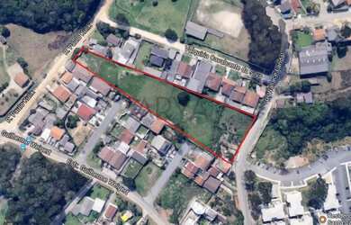 Imagem: O terreno possui 5.000m² de Área e está localizado em Santa