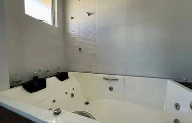 Imagem 15: Apartamento finamente mobiliado com 3 suítes e 2 vagas de garagem em...