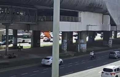 Imagem 2: Imóvel para venda possui 748 metros quadrados em Brotas - Salvador - BA