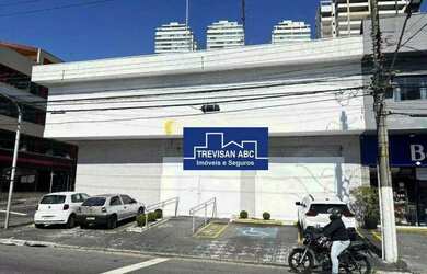 Imagem: O depósito possui 5 Vagas na garagem, 273m² de Área e está