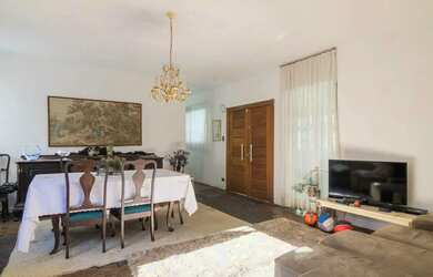 Imagem 11: Imóvel para venda possui 390 metros quadrados com 4 quartos em Seminário...