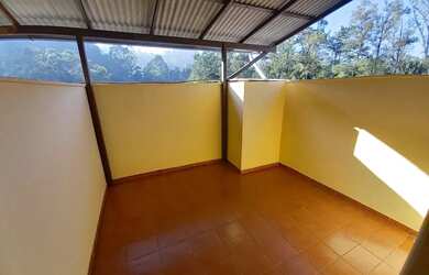 Imagem 13: Alugo excelente quitinete, com cozinha separa, área de serviço e varanda,...