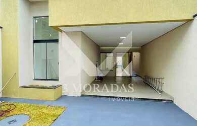 Imagem: A casa possui 3 Dormitórios, 4 Banheiros, 2 Vagas na garagem