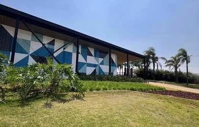 Imagem: O terreno possui 702m² de Área e está localizado em Paranoá