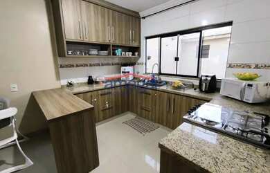 Imagem 5: Sobrado de 3 quartos para venda em Jacareí - SP