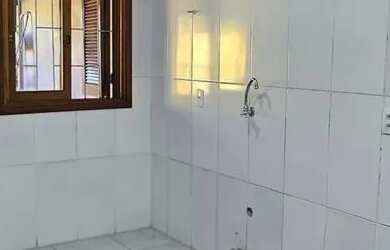 Imagem 6: Casa em Hípica. Churrasqueira, Lareira, 2 Vagas na garageme2 Dormitórios