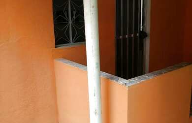 Imagem: A casa em condomínio possui 2 Dormitórios, 1 Banheiro e está