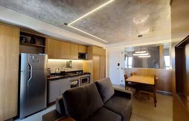 Imagem: O apartamento possui 1 Dormitório, 1 Banheiro, 1 Vaga na garagem