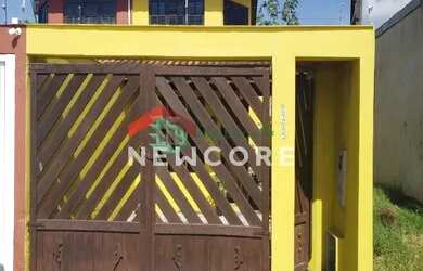 Imagem: A casa possui 4 Dormitórios, 3 Banheiros, 1 Vaga na garagem