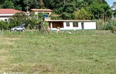 Imagem: A fazenda possui 120m² de Área e está localizado em Piedade