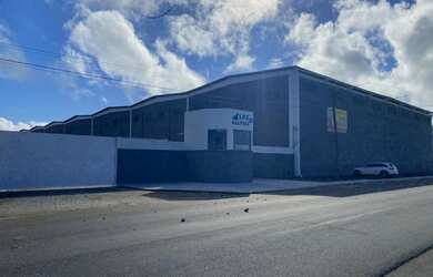 Imagem: O depósito está localizado em Aviário, Feira de Santana para