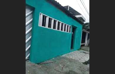 Imagem: A casa possui 3 Dormitórios, 3 Banheiros, 3 Vagas na garagem