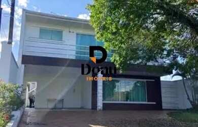 Imagem: A casa possui 4 Dormitórios, 5 Banheiros, 4 Vagas na garagem