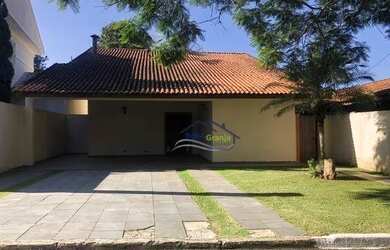 Imagem: A casa em condomínio possui 3 Dormitórios, 3 Banheiros, 4