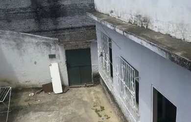 Imagem: A casa possui 3 Dormitórios, 2 Banheiros, 110m² de Área e