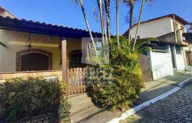 Imagem: A casa em condomínio possui 2 Dormitórios, 1 Banheiro, 3 Vagas