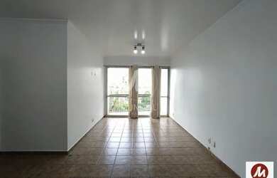 Imagem: O apartamento possui 3 Dormitórios, 1 Banheiro, 1 Vaga na garagem