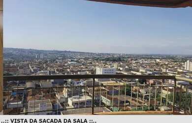 Imagem: O apartamento possui 3 Dormitórios, 1 Banheiro, 1 Vaga na garagem