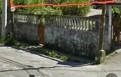 Imagem: Castelanea. 2 casas no inicio do Sargento Boening