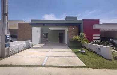 Imagem: A casa em condomínio possui 3 Dormitórios, 2 Banheiros, 2