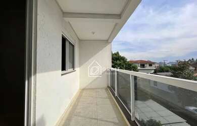 Imagem: O apartamento possui 2 Dormitórios, 2 Banheiros e 71m² de