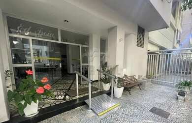 Imagem: A kitnet possui 1 Dormitório, 1 Banheiro, 30m² de Área e