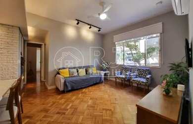 Imagem: O apartamento possui 2 Dormitórios, 2 Banheiros, 1 Vaga na