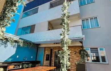 Imagem: O apartamento possui 3 Dormitórios, 2 Banheiros, 2 Vagas na