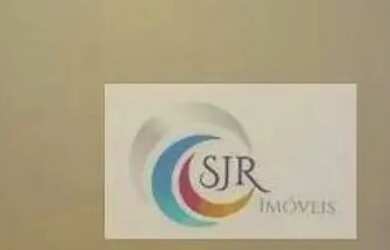 Imagem: O depósito possui 4 Vagas na garagem, 128m² de Área e está