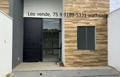 Imagem: A casa possui 3 Dormitórios, 2 Banheiros, 2 Vagas na garagem