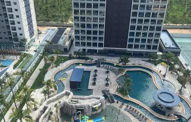 Imagem: O apartamento possui 2 Dormitórios, Acomodam 7 pessoas e está