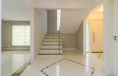 Imagem 4: CASA PARA LOCAÇÃO EM CONDOMÍNIO COM 3 DORMITÓRIOS NO BAIRRO SANTO...